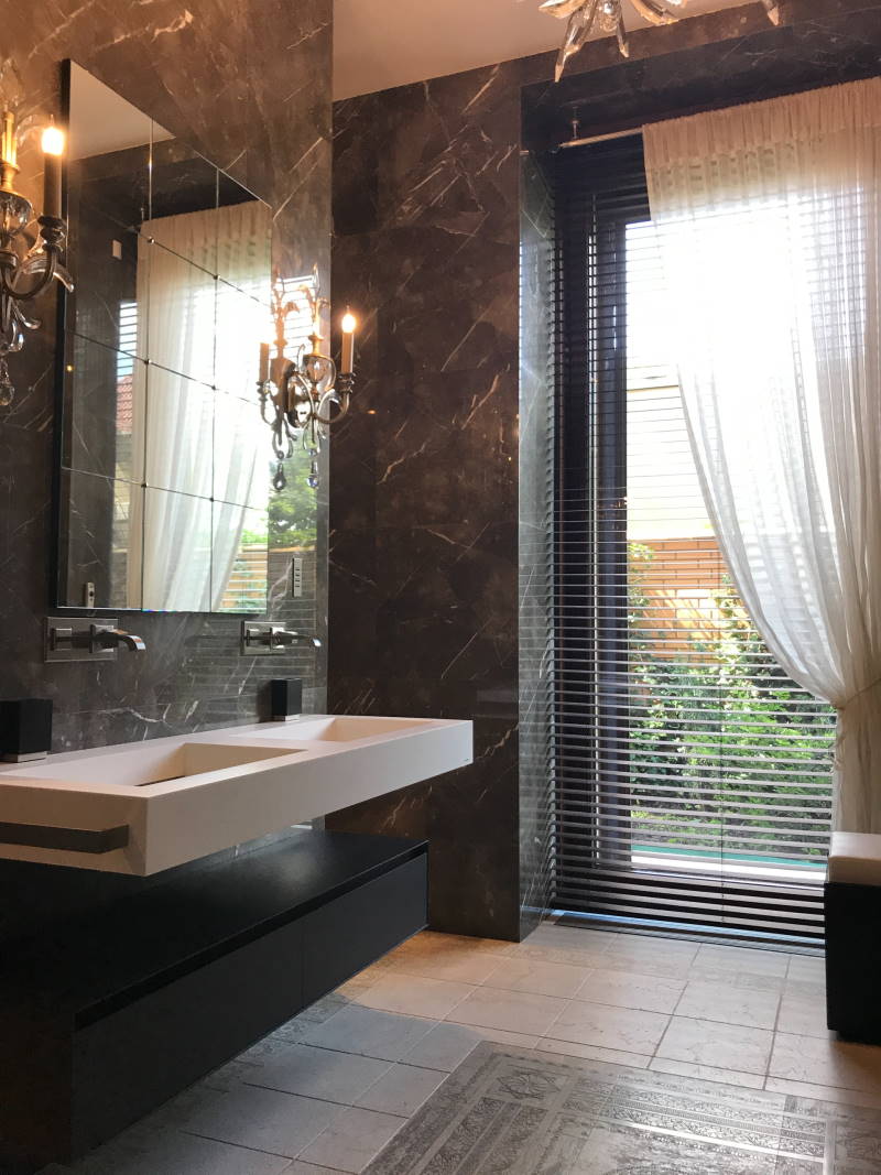 Frisch renoviertes Badezimmer in Meisterqualität